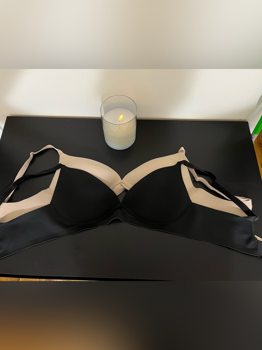 Two Seamless  Wireless Bra - Black & Nude